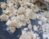 A picture of step 2 of Attay ka halwa.