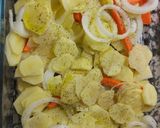 Foto del paso 1 de la receta Trucha al horno con base de patatas y alioli
