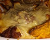 A picture of step 3 of Nachos with Shredded Beef and Cheese.