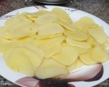 A picture of step 1 of Gratin Dauphinois.