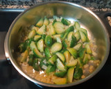 Foto del paso 3 de la receta: Risotto a la miel y mostaza con coles de Bruselas