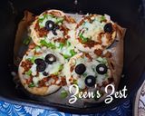 A picture of step 5 of Air Fryer Minced Mutton Baby Pizzas.