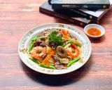 Hình bước làm 4 của món Mì Xào Thập Cẩm