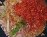Foto langkah ke 4 dari resep Baby Cumi Sambal Bawang.