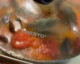 A picture of step 5 of Spicy Seafood Spaghetti.