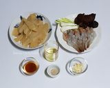 รูปขั้นตอนการทำที่ 1 ของ หน่อไม้จีน (เหม่งสุ้น) ผัดกุ้ง