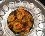 மசாலா பாகற்காய் பொரியல்(masala bittergourd poriyal recipe in tamil) ரெசிபி ஸ்டேப் 6 புகைப்படம்