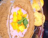 A picture of step 4 of Mango trifle delight.