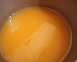 Une image de l'étape 1 de Soufflés glacés aux mandarines.