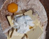 Hókifli - teljes kiőrlésű búzalisztből recept fázis 1 fotója