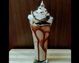 A picture of step 4 of Banana Chocolate milkshake.