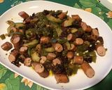 Une image de l'étape 16 de Saucisses fumées aux poivrons verts, tomates séchées et courgette.