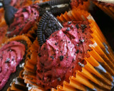 Foto del paso 8 de la receta: Cupcakes de Oreo rellenos de dulce de leche