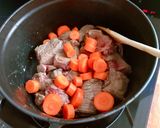 Hình bước làm 3 của món Món Pháp - Bourguignon De Boeuf (Bò Hầm Rượu Vang Đỏ)