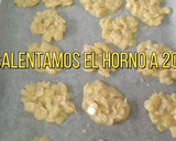 Foto del paso 4 de la receta: Tejas de almendras El Puerto de Santa María