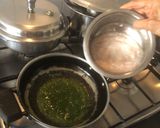 A picture of step 2 of Egg masala.