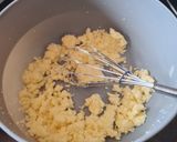 A picture of step 2 of Marble Cupcakes.