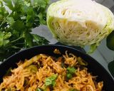 A picture of step 4 of Schewan rice.