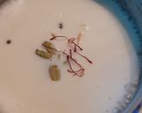 A picture of step 2 of Elaichi saffron milk.