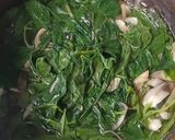 Foto langkah ke 1 dari resep Daun Ubi Jantung Pisang Kuah Putih.