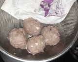 A picture of step 1 of Scotch egg🍽🥚.