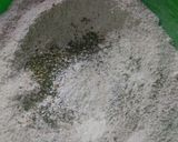 Foto del paso 2 de la receta: Pizza de harina integral masa saborizada
