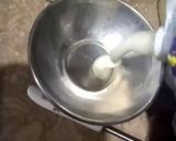 A picture of step 1 of Garlic mayo dip.