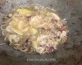 Gambar langkah 2 resipi Gulai Ikan Kering Tumis Darat.