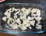 A picture of step 4 of Baked garlic potato.