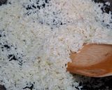 Foto langkah ke 1 dari resep Nasi Kuning Teflon | Turmeric Rice.