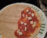 Foto del paso 4 de la receta: Quesadillas de solomillo de pollo y pimiento🍗🫑❤️