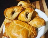 A picture of step 8 of Sausage rolls in puff pastry.
