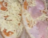 Foto del paso 6 de la receta: Pan bolillo duro, convertido en pizzas individuales