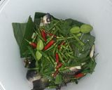 Foto langkah ke 2 dari resep Singgang bawang ikan tawas.