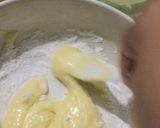 Foto langkah ke 7 dari resep Donat Ungu Ekonomis + Simple Glaze.