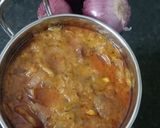 A picture of step 9 of Malai Pyaj Curry.