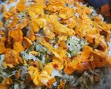 A picture of step 6 of Egg veg fried rice.