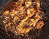 A picture of step 4 of Lakshmi Chowk Ki Kaali Mirch Karahi.