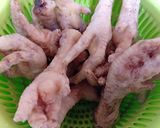 Foto langkah ke 1 dari resep Ceker Lada Hitam.