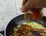 A picture of step 4 of Mixed Fried Rice.