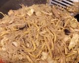 A picture of step 3 of Rice Vermicilli.