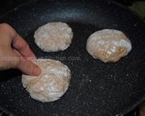 A picture of step 11 of Home made whole-wheat muffins.