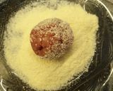 Foto langkah ke 3 dari resep Mozarella black pepper beef ball.