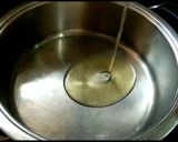 A picture of step 1 of Coconut rice.