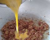 Foto langkah ke 4 dari resep Martabak Daging Kornet Simpel Ueenakk😁.