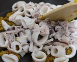 Foto langkah ke 5 dari resep Cumi bumbu suna cekuh khas bali.