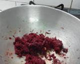 A picture of step 1 of Healthy and tasty beetroot paratha.