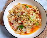Foto langkah ke 5 dari resep Tumis Kol Telur Pedas.