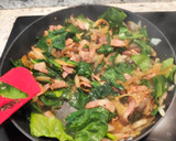 Foto del paso 3 de la receta: Empanada de bacon y espinacas