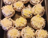 Sajtkrémes-spenótos töltött gomba recept fázis 5 fotója